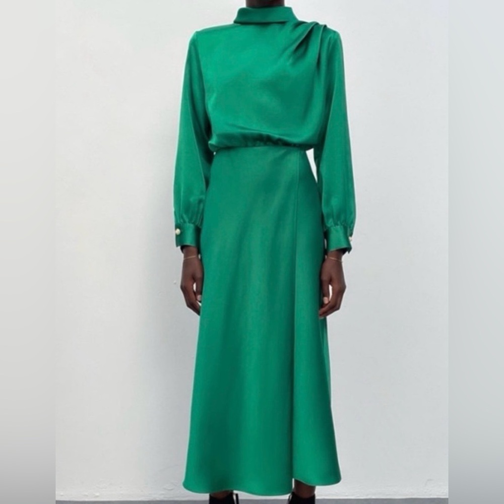 Zara Green Long Sleeve Dress